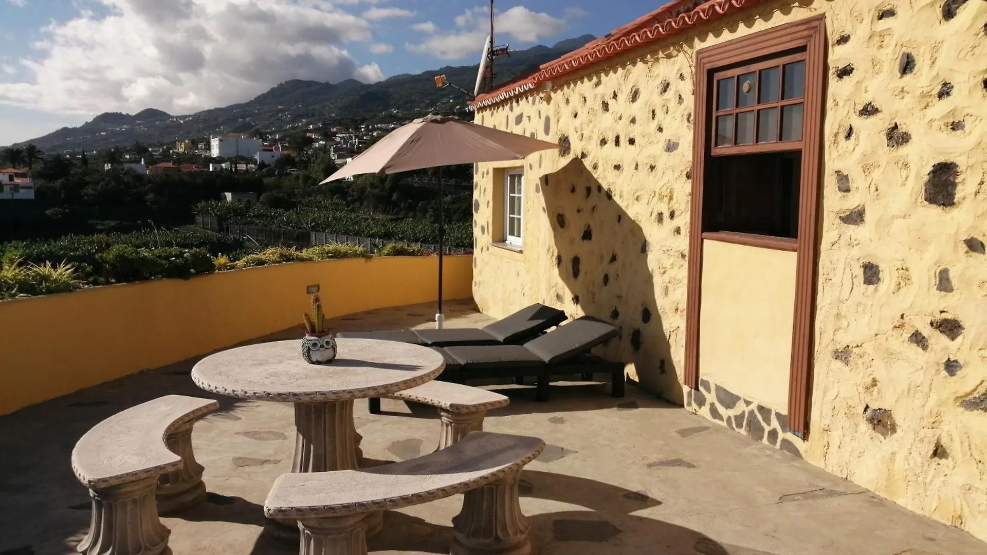 Сasa de vacaciones Los Frailes Breña Baja